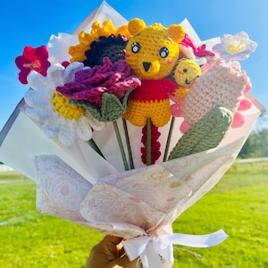 Winnie The Pooh Flowers Bouquet/ Honey and Love/ Winnie in Crochet/ Gift Ideas/ Flores a Crochet/ Miel