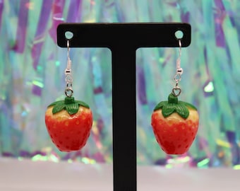 Strawberry Earrings – Kawaii Fruit Jewelry, Cute Summer Earrings, Handmade Strawberry Accessories, Cottagecore Gift, Y2K Statement Earrings
