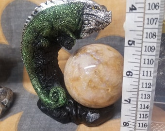 Iguana sphere holder/stand for medium/large spheres, crstyals, minerals and geodes,great gift,crystal healing