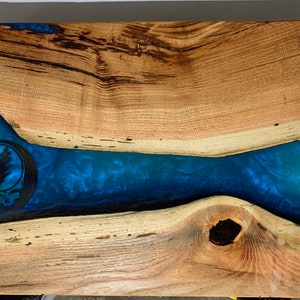 Stealie Epoxy River Charcuterie Board