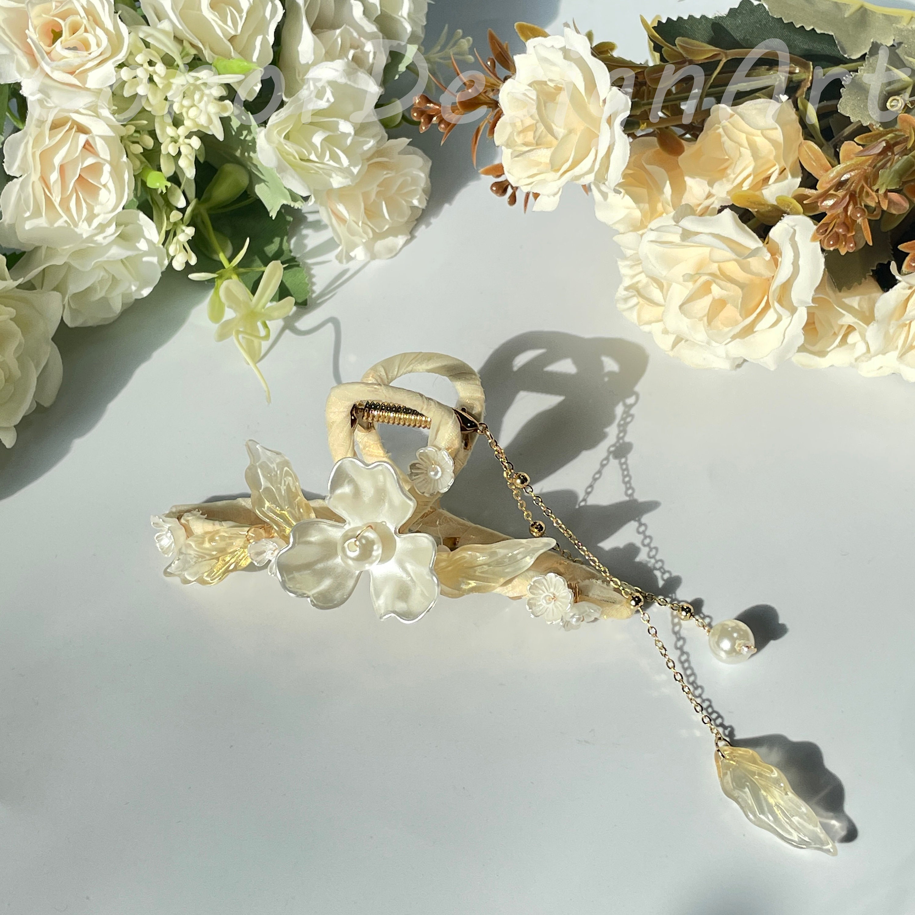 Elegant vintage Hair Bin Cage Flowers pearls SOBEIT Bridal Hair Clips 2PCS Pearl White Flower Mesh Clips  main image 2