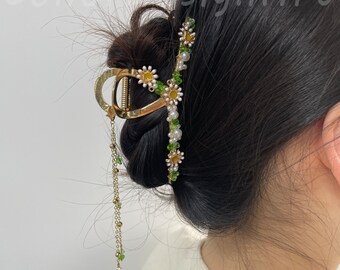 Original Design White Daisy Hair Claw,Handmade White Pearl Daisy Green Crystal Clip With Tassel,Elegant Flower Clips for Women,Gifts for Mom