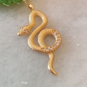 14k Solid Gold Snake Necklace - Gift Chained Pendant Jewelry for Womens - Christmas Gift - Birthday Gift - Valentines Day Gift - Mothers Day