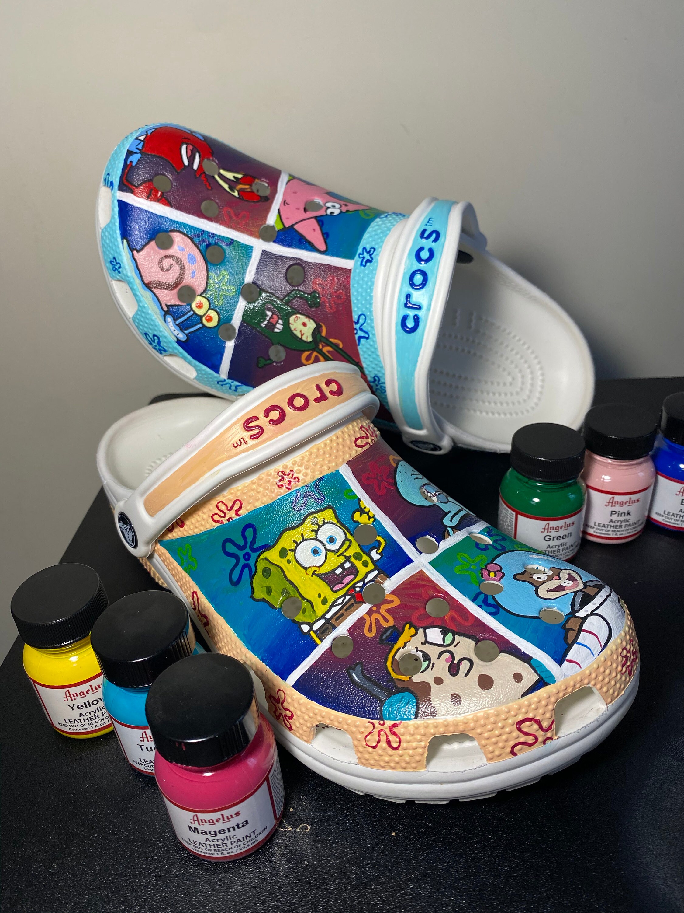 custom spongebob crocs