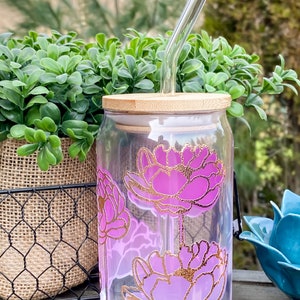 Personalized Peony Glass Tumbler - Custom Peonies Beer Can Glass - Color Changing Cup - Floral Iced Coffee Tumbler Gift for Her