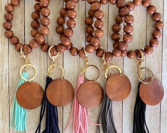 Porte-clés en perles de bois avec pompon, porte-clés en perles de bois Glowforge, vierges gravées au laser, porte-clés en perles de bois vierges, découpes Glowforge