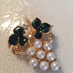 Vintage Brooch, Grape Motif, Pearls, Emerald Enamel
