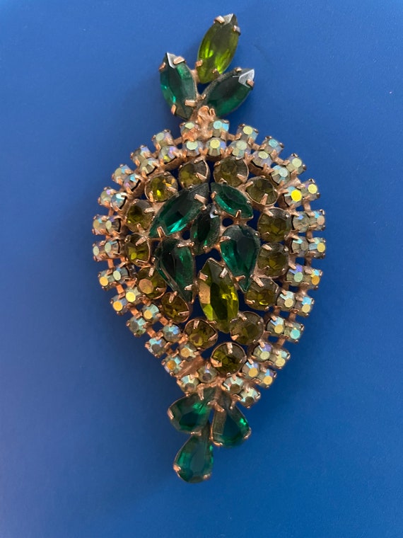 Antique French Brooch, Large, Emerald Green, Auror