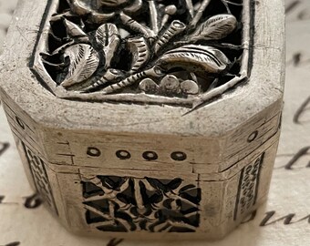 Antique Silver Box, Chinoiserie, Paris, Flowers