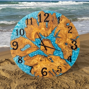 Custom Olive Wood & Resin Wall Clock: Unique Epoxy Home Decor