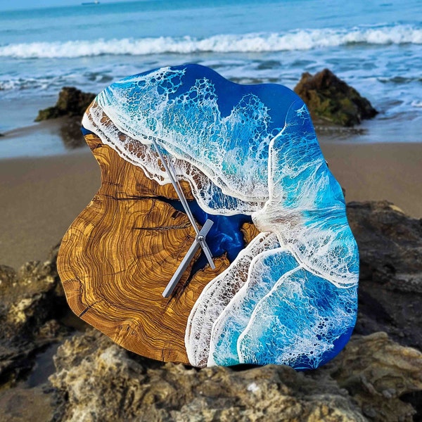 Op maat gemaakte hars- en olijfhouten wandklok, epoxyhars oceaankunst en stranddecor, unieke huisdecormuurkunst, gepersonaliseerd cadeau voor hem of haar