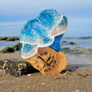 Custom Resin and Olive Wood Wall Clock, Epoxy Resin Ocean Art, Beach Decor, Personalized Gift for Him, Personalized Gift for Her, Rustic Wall Decor, Nautical Wall Clock, Coastal Home Decor