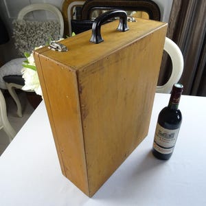 Houten koffer meetinstrument CHENEY England kunststof handvat leren banden verdeelvakken