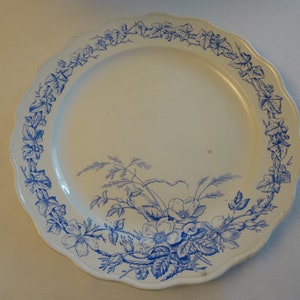 Very large serving plate (L) made of stoneware