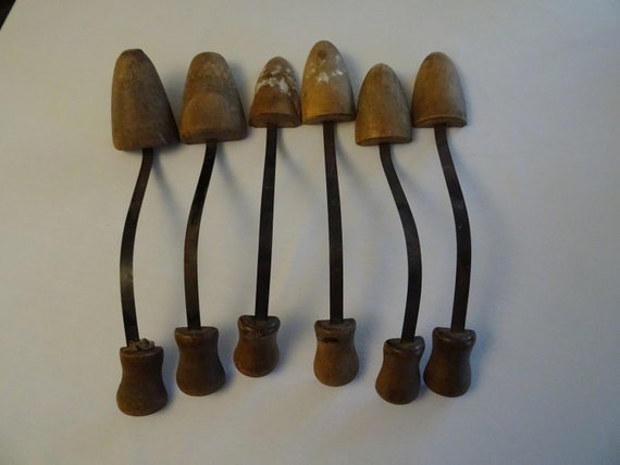 Set of 6 antique shoe trees wood metal shabby pat… - image 4