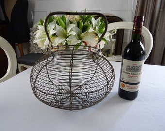 Wire basket egg basket decoration France patina