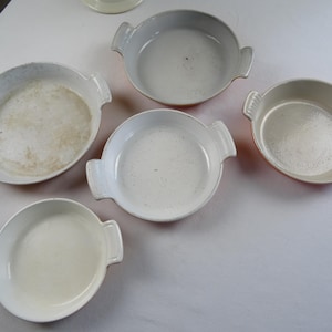 5-piece set of casserole dishes orange signs of wear Cousances +GF+ Gratin Kitchen