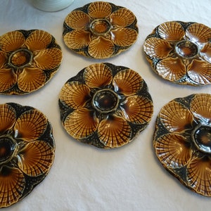Shell plate, oyster plate from Sarreguemines France, earthenware, majolica, barbotine, vintage, France, ironstone