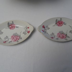 Set of 2 small oval serving bowls, Art Deco, France, earthenware, Ironstone, flowers