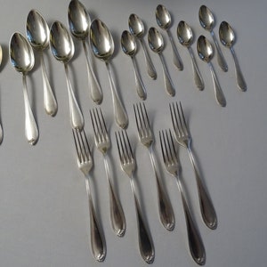20 piece silver plated cutlery, beautiful delicate decorations, FOB 90, serving spoons, spoons, forks France vintage