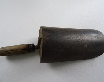 Pá colher de farinha com cabo de madeira ferrugem pátina Provence