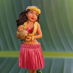 Hawaii hula figurine -  France