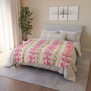 Hawaiian Floral Throw Blanket | Flower Lei Tropical Fleece Sherpa Blanket, Cozy Beach House Decor, Housewarming Gift, 50x60 or 60x80 50" × 60"