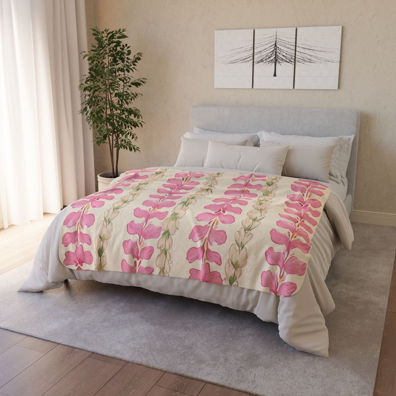 Hawaiian Floral Throw Blanket | Flower Lei Tropical Fleece Sherpa Blanket, Cozy Beach House Decor, Housewarming Gift, 50x60 or 60x80 50" × 60"
