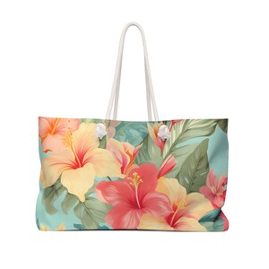 Hawaiian Weekender Tote: Vintage Floral Print (Spun Polyester, Rope Handles) image 7