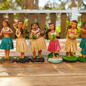 Dashboard Hula Doll, Aloha Gift, Van Life, Hawaiian Girl, New Car,  Dashboard Decor, Truck Accessories, Valentines Gift, Hula Doll -   Australia