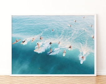 Arte mural de surfistas: Vista aérea del océano - Decoración costera bohemia