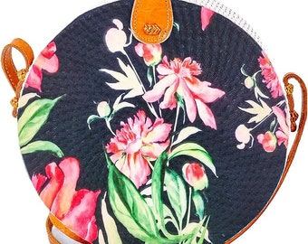 Beach Chic Boho Handwoven Round Rattan Bag with Leather Strap - Floral Vintage Design Cross Body Bag | Fashionable Beach Style for Women