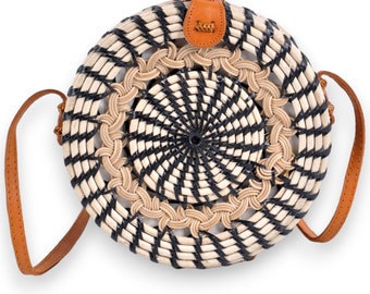 Beach Chic Handwoven Round Rattan Bag with Leather Strap - Natural Spider Pattern Cross Body Bag | Fashionable Beach Style for Women