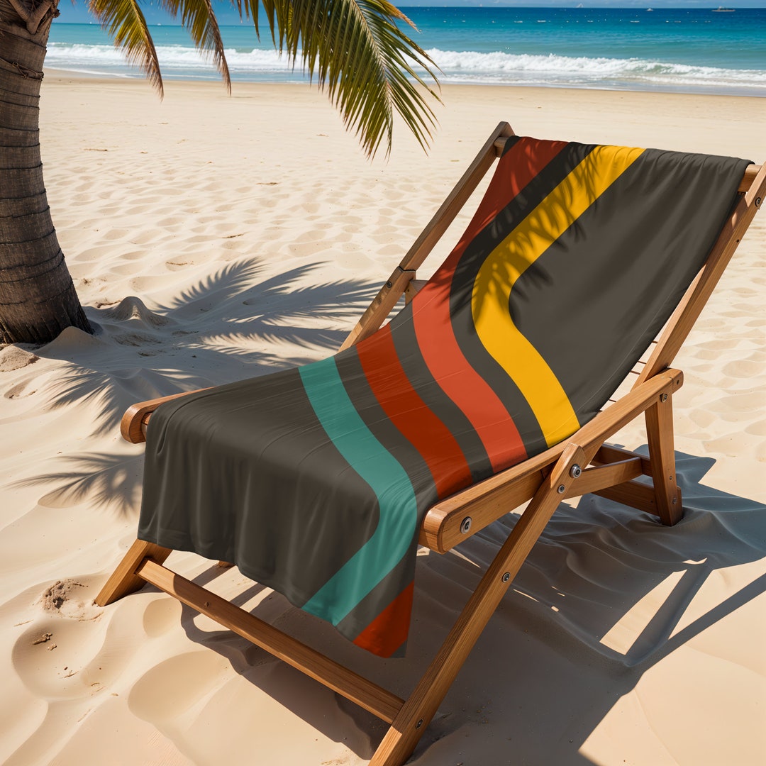 RETRO SUNBURST BEACH TOWEL