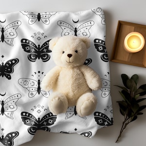 Couverture gothique pour bébé, jeté de peluche en velouté, décoration sombre pour chambre de bébé, écharpe de portage gothique pour bébé, housse douce emo pour tout-petit, cadeau d&#39;Halloween pour bébé