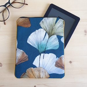 Kindle e-reader sleeve - Tablet cover - Reader gift