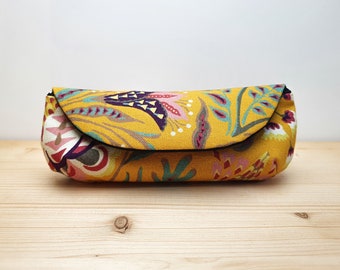 Cotton glasses case with colorful flower patterns on a gold background - Gift idea