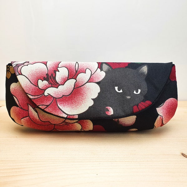 Etui à lunettes Chat et pivoines sur fond noir - Tissu japonais