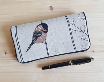 Checkbook holder, checkbook protector Bird on ecru background - Gift