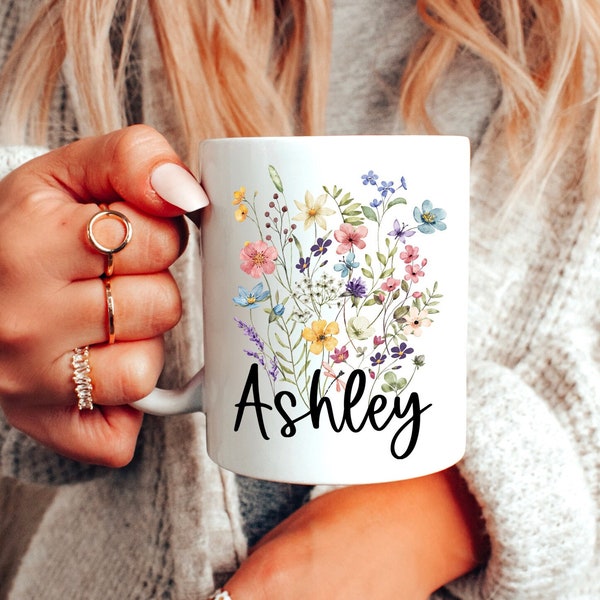 Mug personnalisé, Mug prénom personnalisé, Mug prénom, Mug personnalisé fleurs sauvages, Cadeau personnalisé, Cadeau d'anniversaire pour elle, Mug floral, Cadeau de mariage