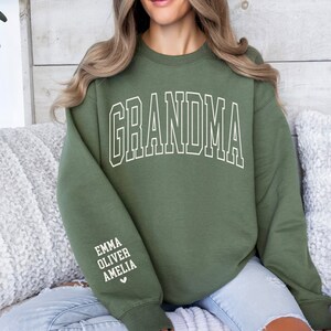 Personalized Grandma Sweatshirt With Grandkids Names, Custom Mother&#39;s Day Gift For Grandma Shirt, Mothers Day Crewneck For Nana Mimi Gigi