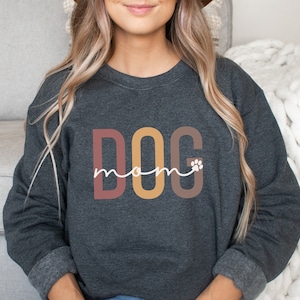 DOG MOM Sweatshirt, Dog Mom Sweatshirt, Dog Mom Gift, Dog Mom Sweatshirt, Dog Mom shirt, Dog Mom Tee, Dog Mom Shirt for Women, Unisexe