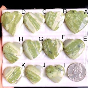 Cabochon coeur serpentin, pierre semi-précieuse naturelle pour bijoux, pendentif en forme de coeur serpentin, cadeau pour l'amour, lot-311