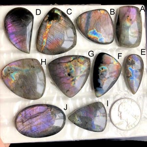 Cabochão de labradorita roxo brilhante selecionado, pedra preciosa de labradorita natural para fabricação de joias, anel de cristal curativo, lote 324