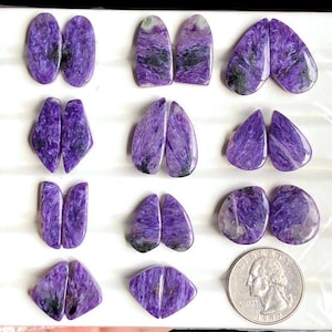 Paire de boucles d'oreilles en charoite sélectionnées, pierres semi-précieuses naturelles pour la fabrication de boucles d'oreilles, superbe paire de couleur pourpre charoite LOT-419