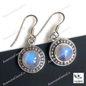 Regenbogen Mondstein Ohrring, 925 Sterling Silber Designer Ohrring, handgemachter Schmuck, Blue Fire Mondstein runde Form Ohrringe Geschenk Schmuck