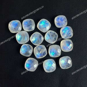 10pcs Rainbow Moonstone Cushion Briolette 10mm, bella pietra di luna per la creazione di gioielli