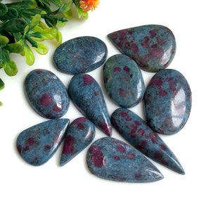 Cabochon rubis cyanite 21-36 mm environ, forme de mélange identique à l'image Lot de 10 pcs pour bijoux pendentifs, rubis kyanite en vrac 60149