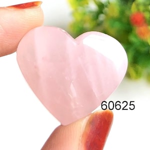 Cabujón de cuarzo rosa en forma de corazón, piedra preciosa semipreciosa natural para hacer joyas, regalo de joyería con envoltura de alambre en forma de corazón para un ser querido