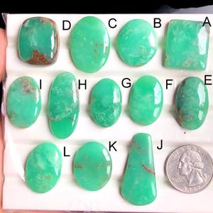 Cabochons de chrysoprase sélectionnés, Pierres précieuses faites main pour la fabrication de bijoux, LOT de 249